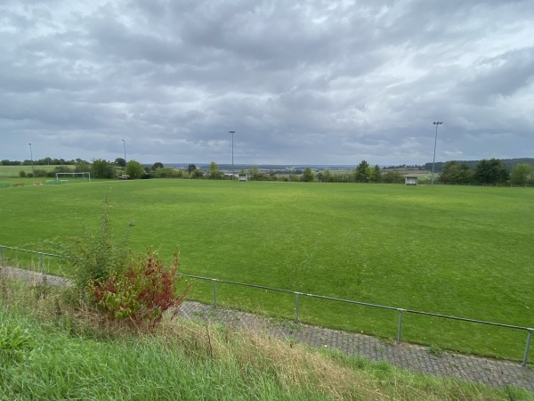 Sportgelände Am Sonnenhügel Platz 2 - Lonnerstadt