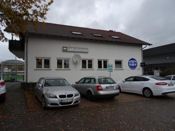 Sportplatz Brüder-Grimm-Schule - Ingelheim/Rhein-Frei-Weinheim