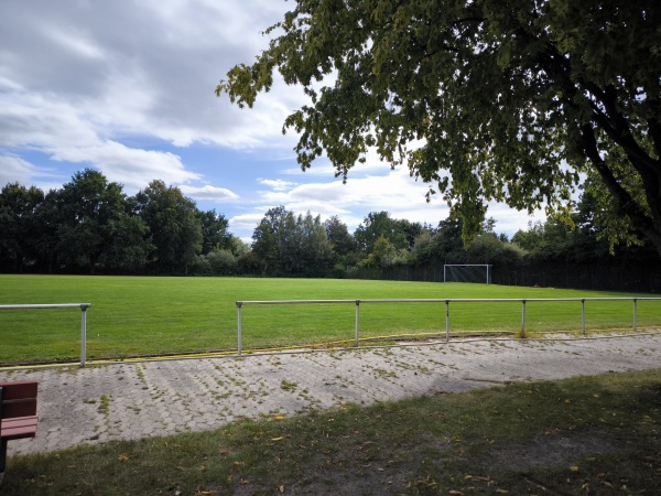Sportplatz im Schulzentrum - Wunstorf-Steinhude