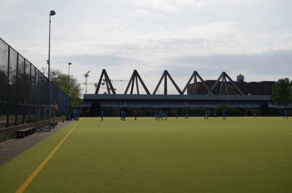 Sportplatz Chausseestraße (alt) - Berlin-Mitte