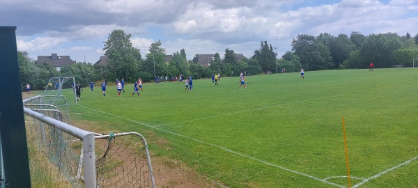 Sportplatz Emsener Berg - Rosengarten bei Harburg-Nenndorf