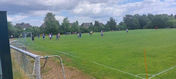 Sportplatz Emsener Berg - Rosengarten bei Harburg-Nenndorf