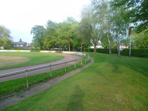 Sportanlage Am Tannenbusch - Voerde/Niederrhein-Friedrichsfeld