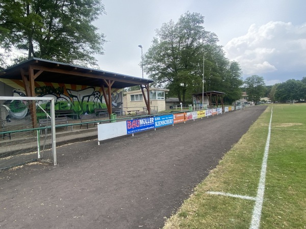 Städtischer Sportplatz Genthin - Genthin