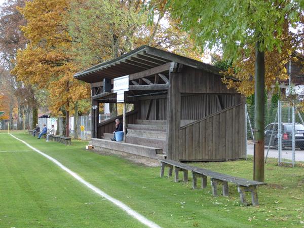 Tribüne ist abgerissen