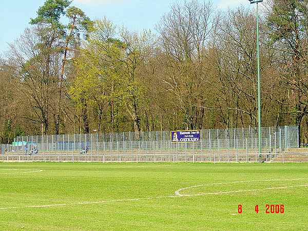 Wildparkstadion Platz 2 - Karlsruhe-Innenstadt-Ost