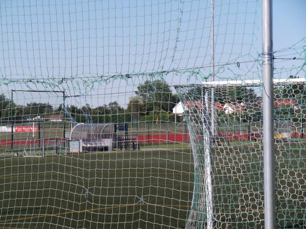 Dr.-Fritz-Fröhlich-Stadion Nebenplatz - Regis-Breitlingen