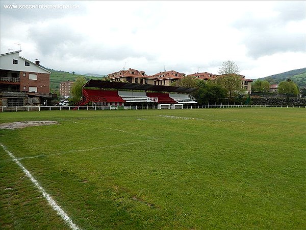 Estadio El Castañal - Selaya, CB