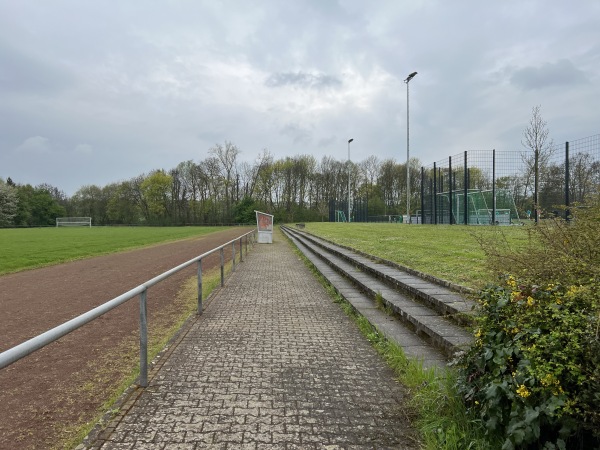 Bezirkssportanlage Riedhalsstraße - Frankfurt/Main-Harheim