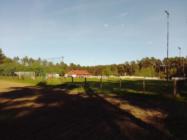 Sportanlage Holdenstedt B-Platz - Uelzen-Holdenstedt