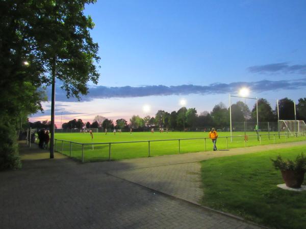 Lindenstadion Nebenplatz 1 - Rees-Haldern