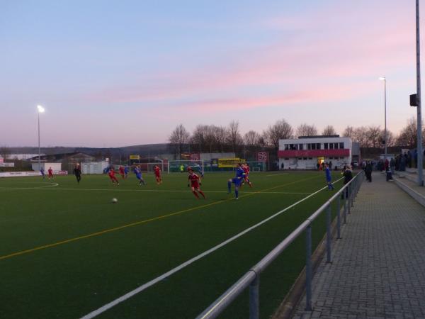 Sportzentrum Am Timmelter Hof Platz 2 - Trier-Tarforst