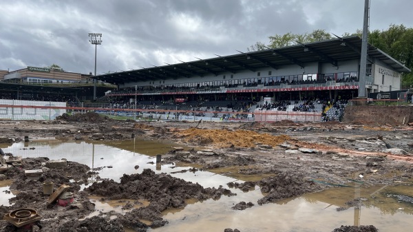 Ursapharm-Arena an der Kaiserlinde - Spiesen-Elversberg