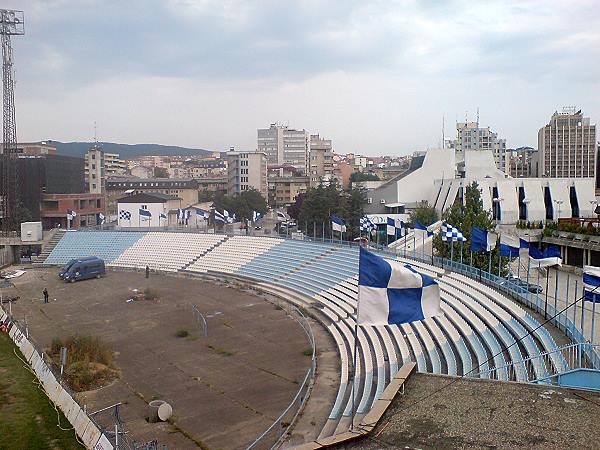 Stadiumi Fadil Vokrri - Prishtinë (Pristina)