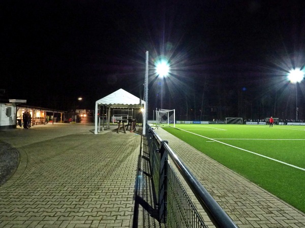Sportplatz Staelsmühler Straße - Wermelskirchen-Dhünn