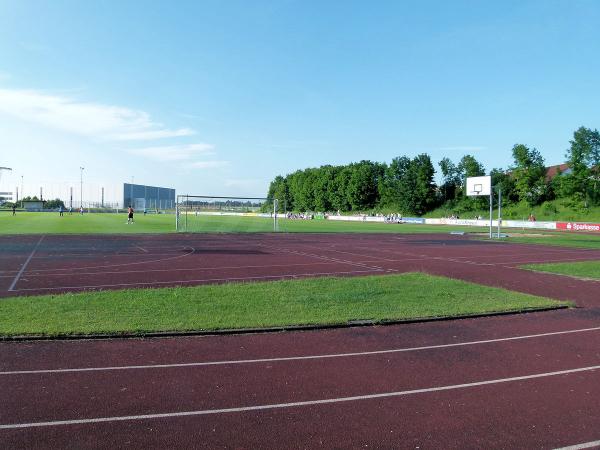 Konrad-Ammon-Platz im Sportzentrum - Fürth/Mittelfranken-Burgfarrnbach
