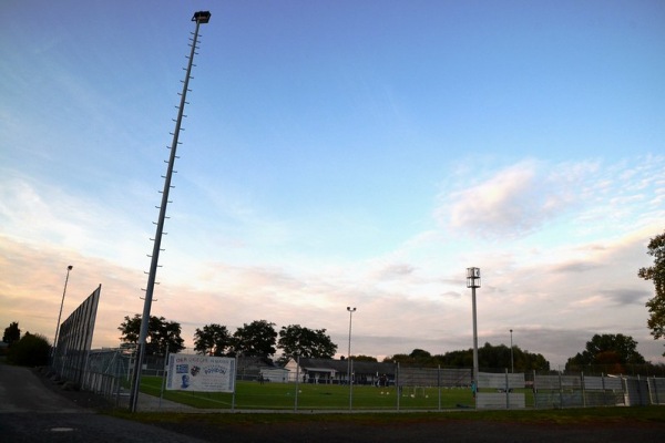 Sportplatz Hausen - Mayen-Hausen