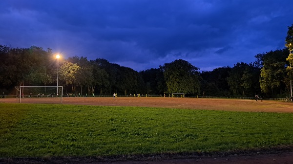 Sportplatz Kaiserhöhe - Wuppertal-Brill