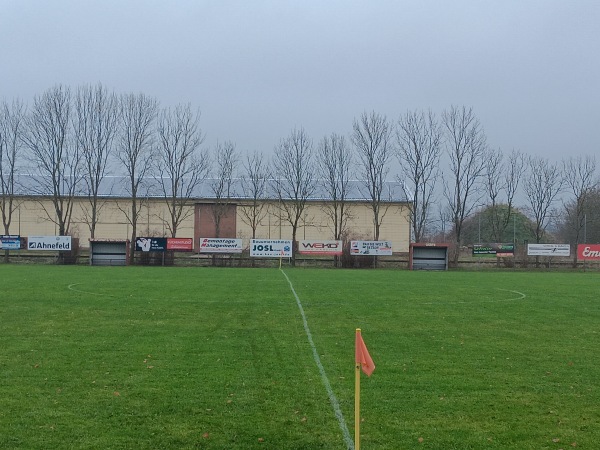 Sportanlage am Bahnhof - Spornitz