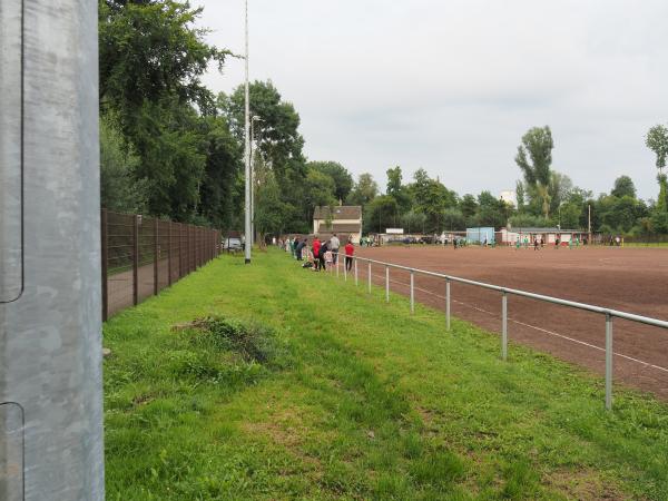 Bezirkssportanlage Gahlensche Straße Platz 2 - Bochum-Hamme