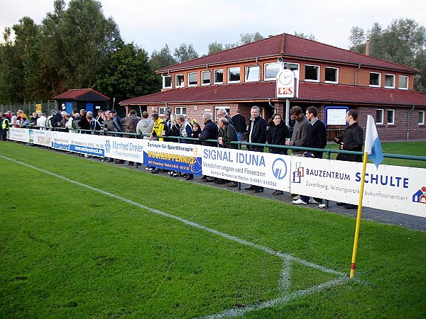 Parkstadion Obenende - Papenburg