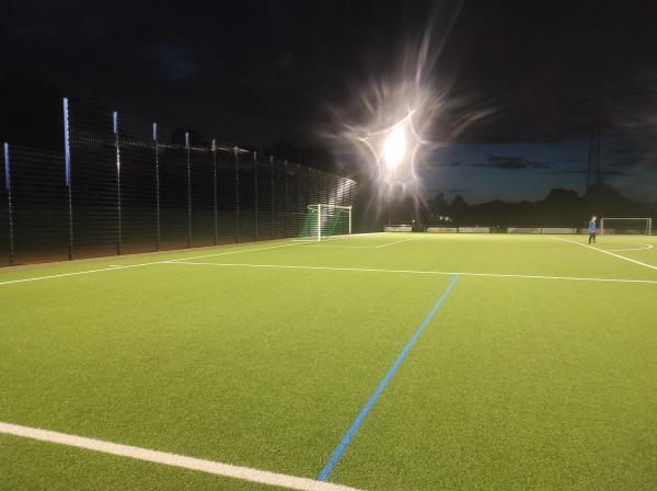 Bezirkssportanlage Gnadental Platz 2 - Neuss-Gnadental