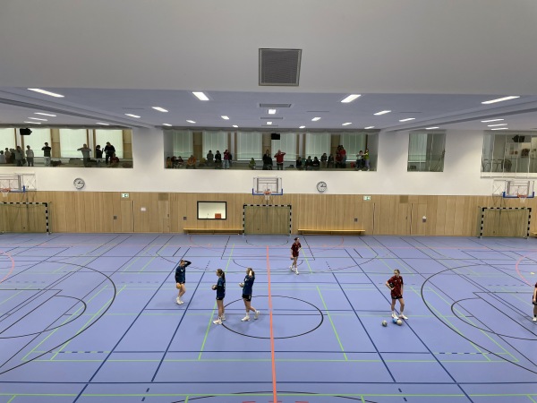 Schulsporthalle Graubündener Straße - München