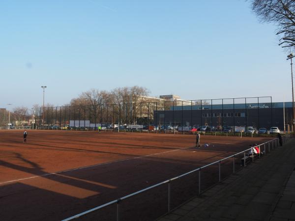 Bezirkssportanlage Duisburger Straße - Duisburg-Obermarxloh