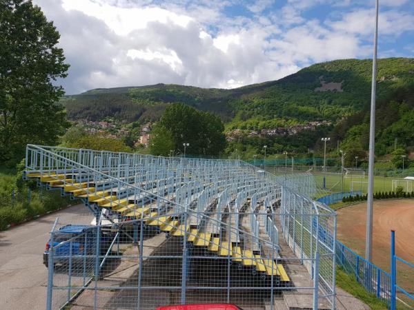 Stadion Chavdar Tsvetkov  - Svoge