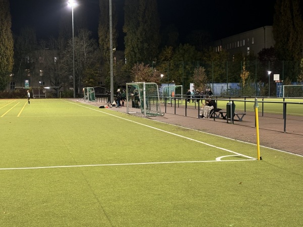 Sportanlage Cecilienstraße - Berlin-Marzahn