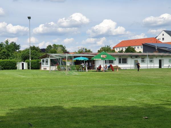 Sportplatz Burgstraße - Groß-Zimmern-Klein-Zimmern