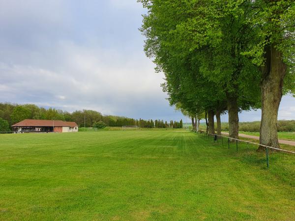 Sportplatz Dorfstraße - Groß Teetzleben