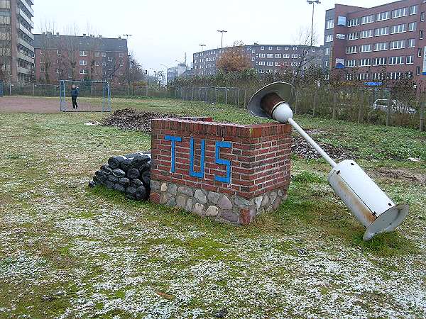 Sportplatz Beim Gesundbrunnen  - Hamburg-Borgfelde