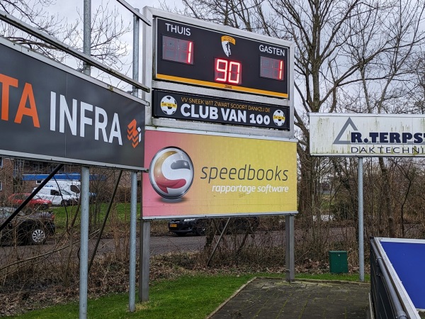 Sportpark VV Sneek Wit Zwart - Sneek