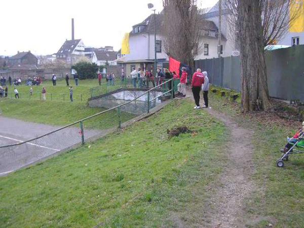 Sportplatz Widukindstraße - Wuppertal-Heckinghausen