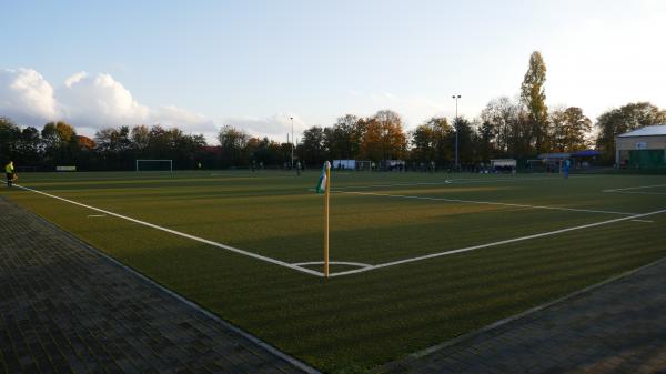 Bezirkssportanlage Uedesheim Platz 2 - Neuss-Uedesheim