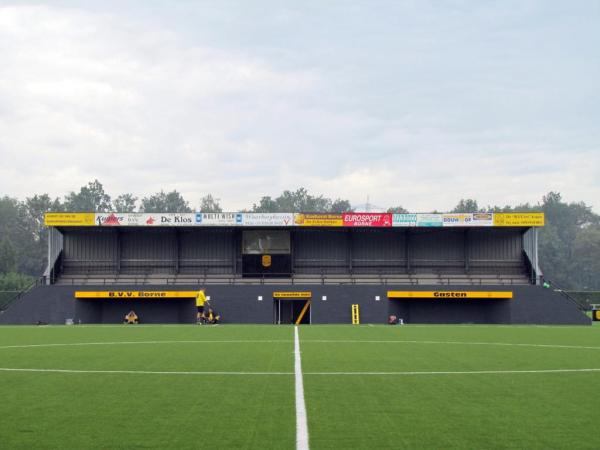 Sportpark Het Wooldrik veld 8-BVV - Borne