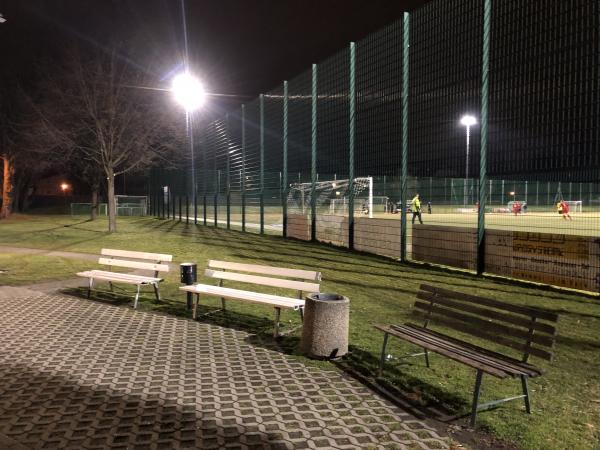 Sportplatz Hebbelstraße - Dresden-Cotta
