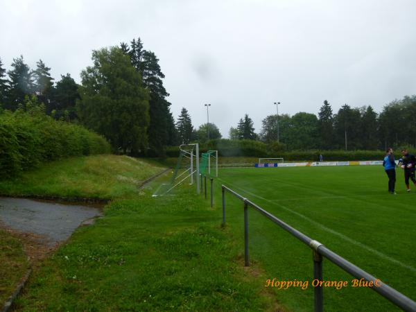 Sportplatz Am Heuerberg - Solms-Oberbiel