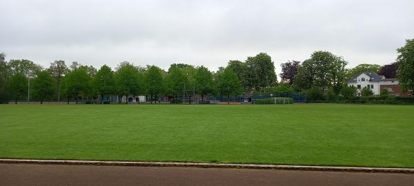 Bezirkssportanlage Königskinderweg - Hamburg-Schnelsen