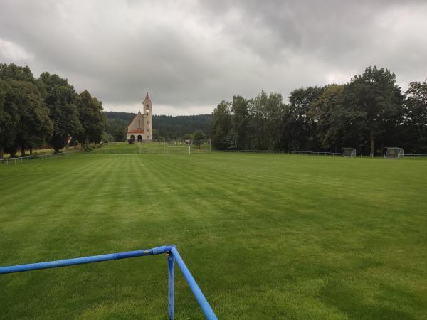 Fotbalové hřiště Nová Ves - Nová Ves nad Nisou