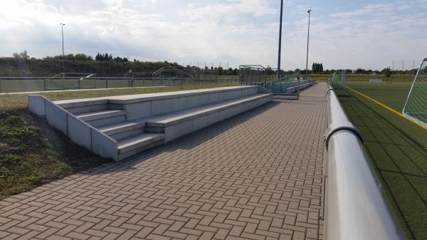 Bezirkssportanlage Sürther Feld Westplatz - Köln-Sürth