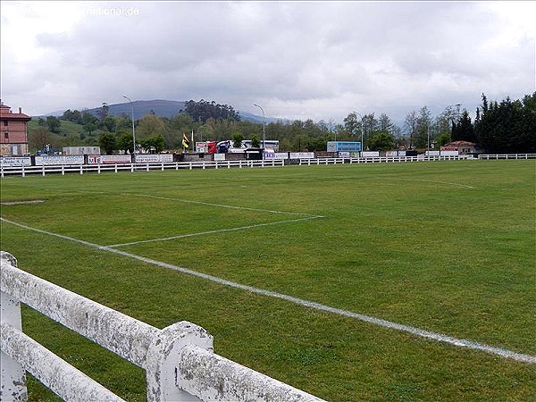 Estadio Fernando Astobiza - Sarón, CB