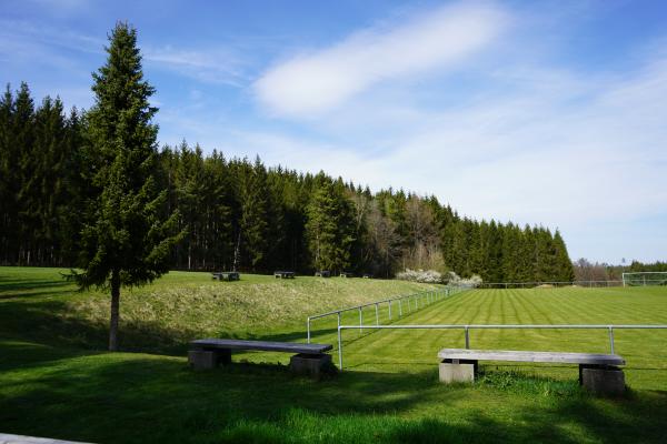 Sportplatz auf der Eichhalde - Burladingen-Hörschwag