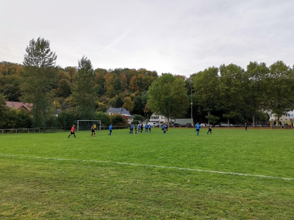 Sportplatz Uschlag - Staufenberg/Niedersachsen-Uschlag