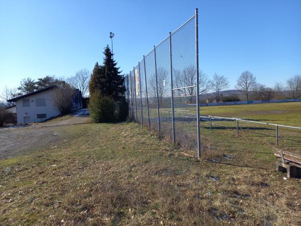 Sportplatz Steinbacher Weg - Hadamar/Westerwald-Oberzeuzheim