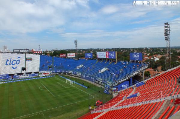 Estadio ueno Defensores del Chaco - Asunción