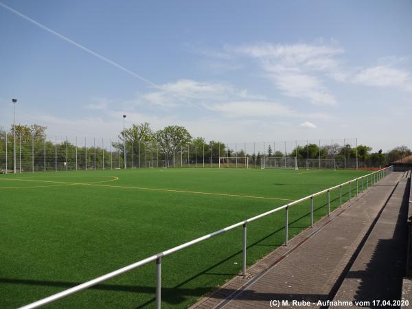 Sportanlage Tennwengert Platz 2 - Fellbach-Oeffingen