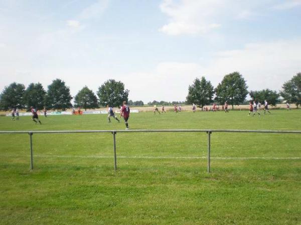 Sportplatz Im Bruch - Borgentreich-Lütgeneder