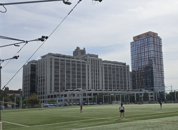 Brooklyn Bridge Park Pier 5 field 2 - New York City, NY